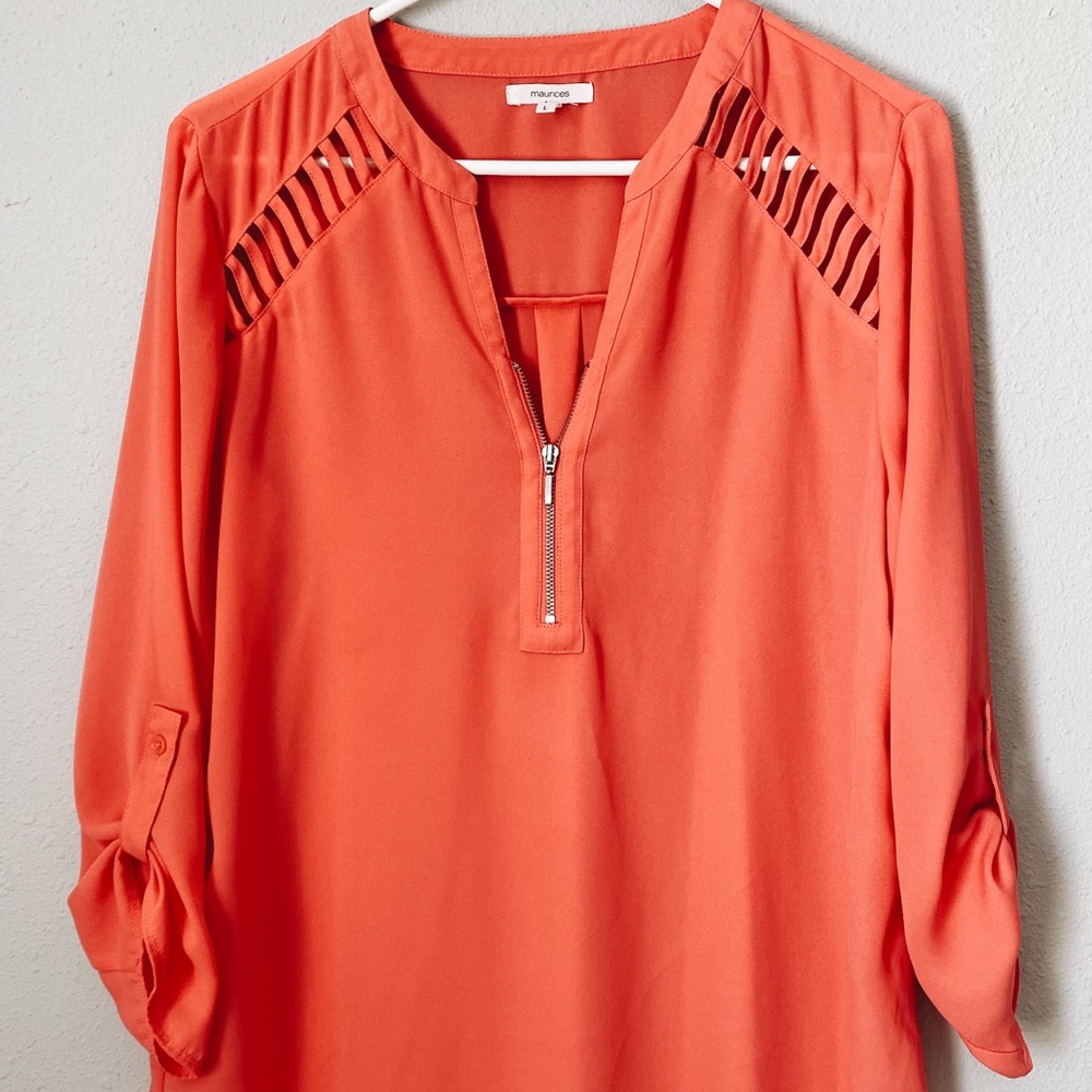 Women’s Maurice’s casual top blouse. Coral. Vneck. Size large.